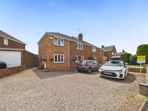 View Full Details for Chosen Drive, Churchdown, Gloucester