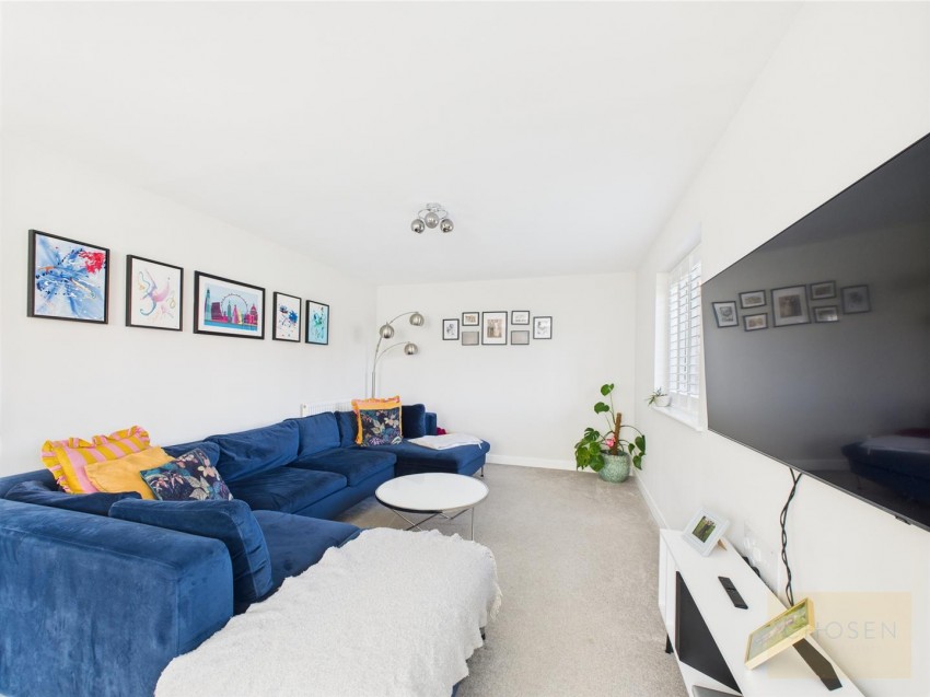 Images for Milliner Crescent, Churchdown
