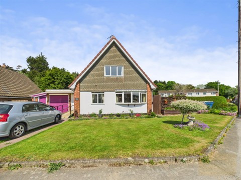 View Full Details for Sussex Gardens, Hucclecote, Gloucester