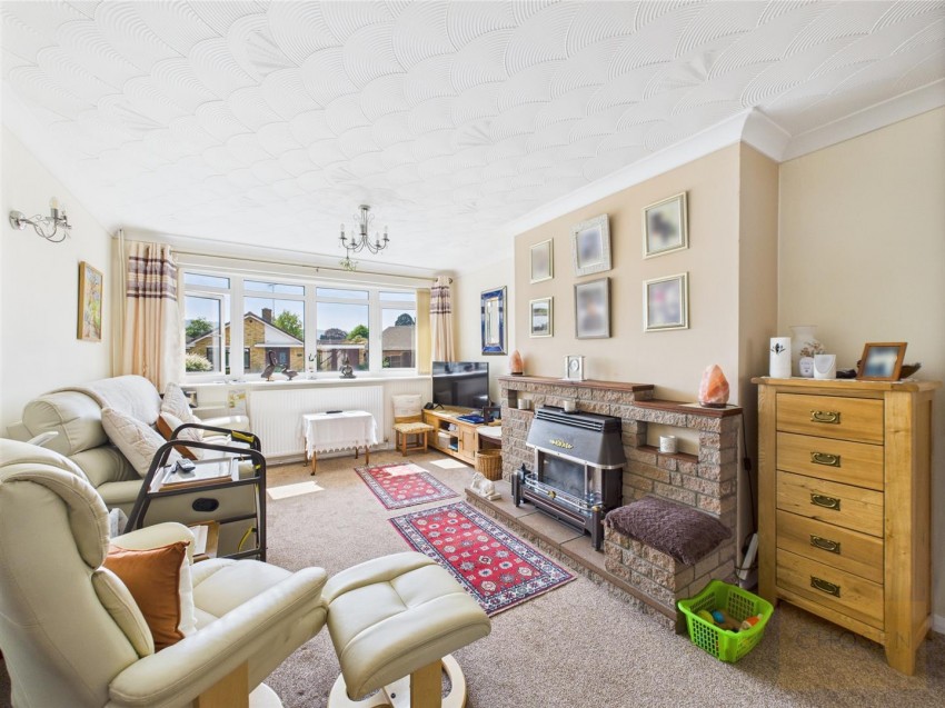 Images for Sussex Gardens, Hucclecote, Gloucester