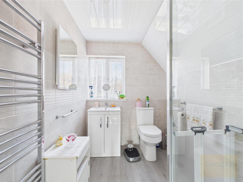 Images for Sussex Gardens, Hucclecote, Gloucester