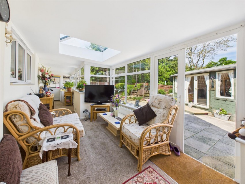 Images for Sussex Gardens, Hucclecote, Gloucester