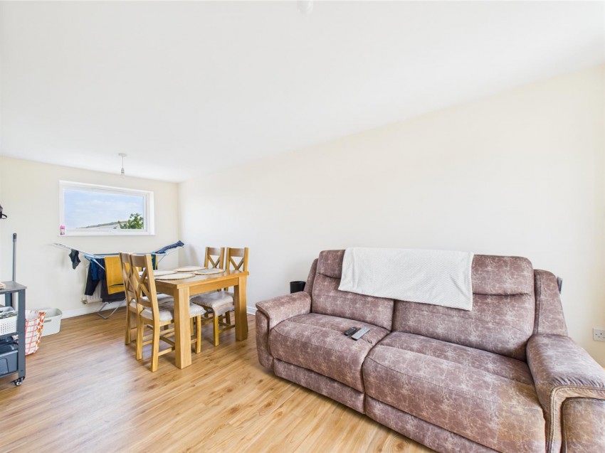 Images for Longhorn Avenue, Gloucester