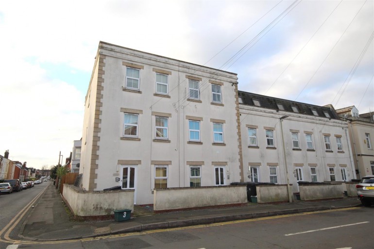 Raglan Court, Regent Street, Gloucester