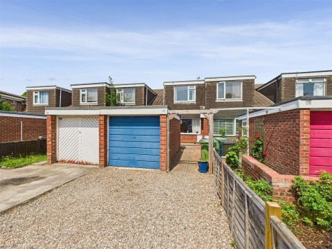 View Full Details for Blackbird Avenue, Gloucester