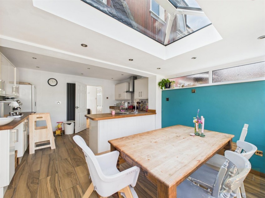 Images for Blackbird Avenue, Gloucester