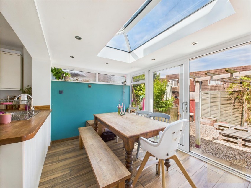 Images for Blackbird Avenue, Gloucester