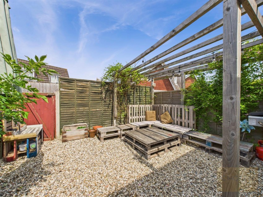 Images for Blackbird Avenue, Gloucester