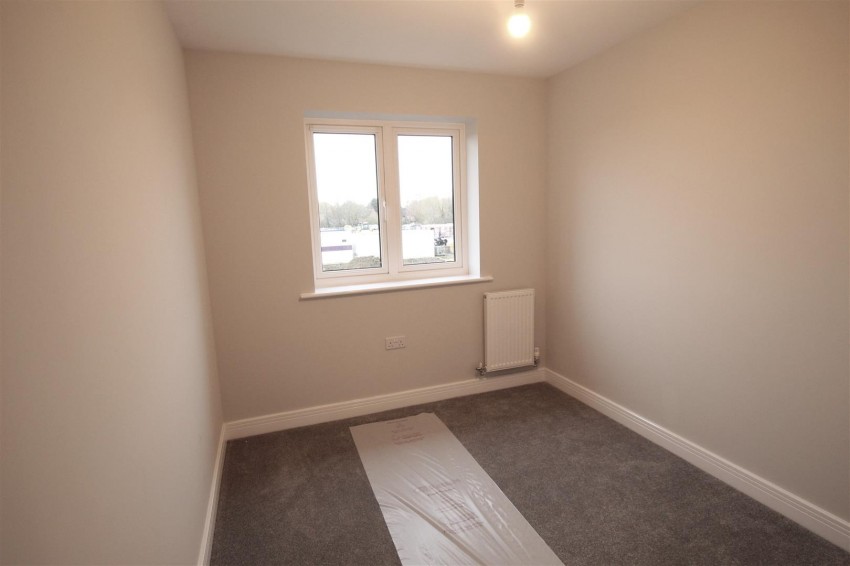 Images for Parkside Drive, Gloucester