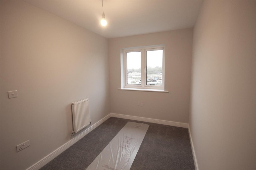 Images for Parkside Drive, Gloucester