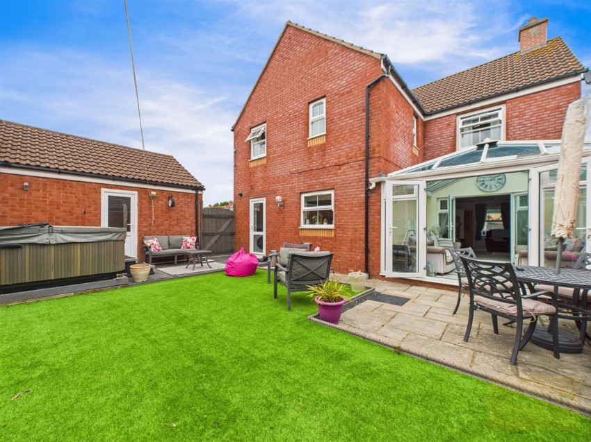 Images for Bodenham Field, Abbeymead