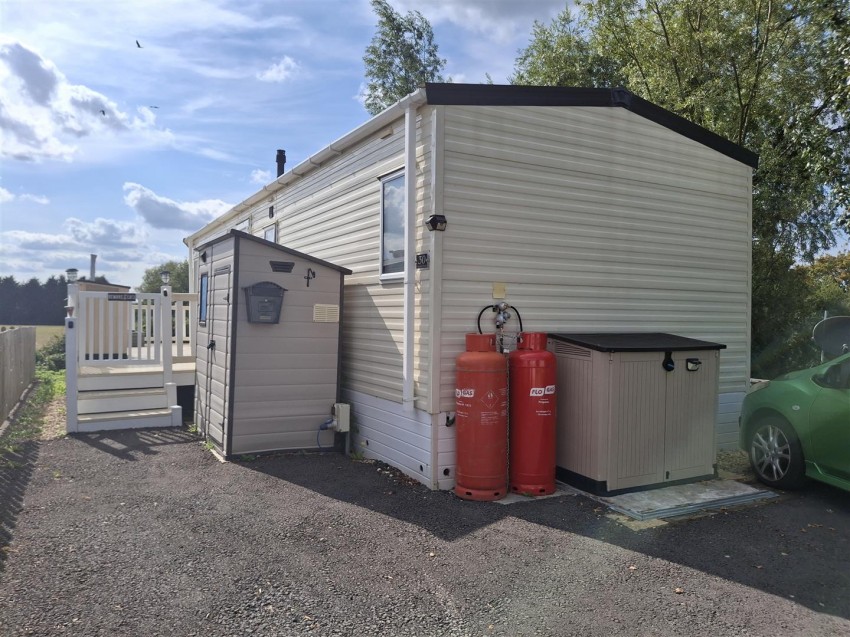 Images for Norton Park, Tewkesbury Road, Norton, Gloucester
