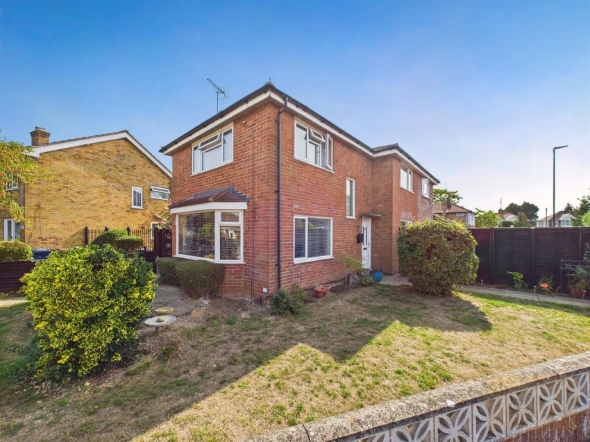 Images for Snowdon Gardens, Gloucester