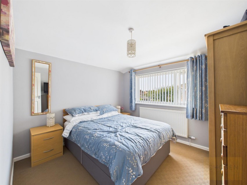 Images for Snowdon Gardens, Gloucester