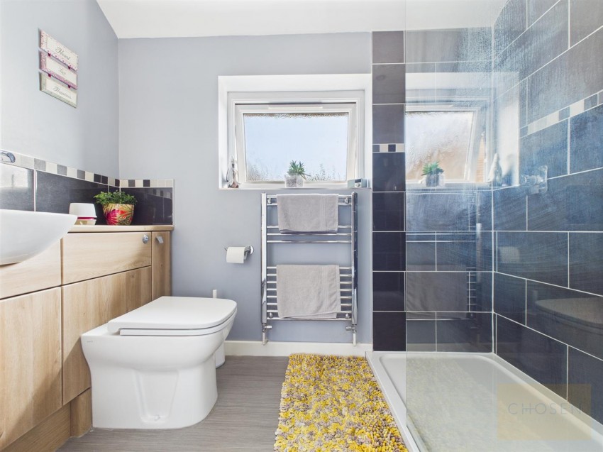 Images for Snowdon Gardens, Gloucester