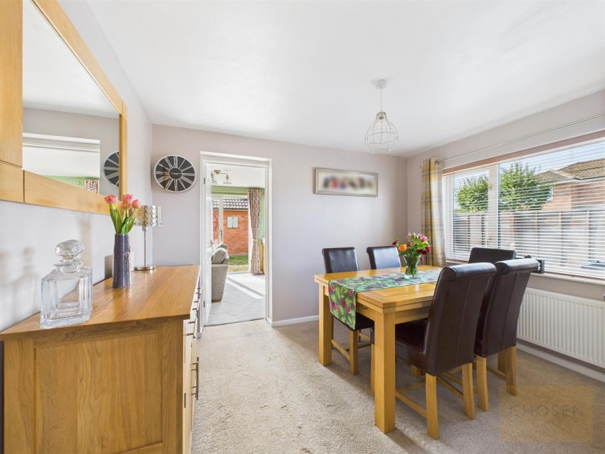 Images for Snowdon Gardens, Gloucester