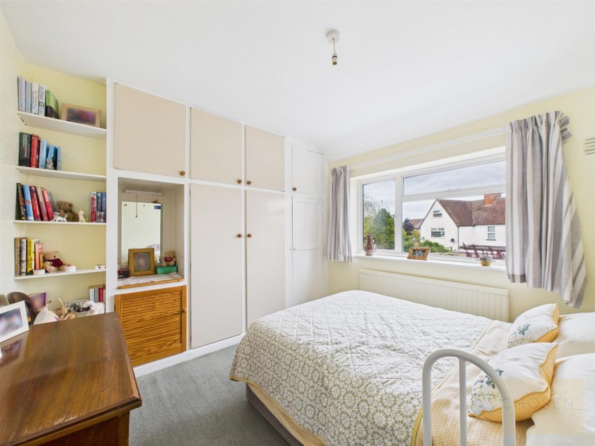 Images for Field End, Churchdown, Gloucester