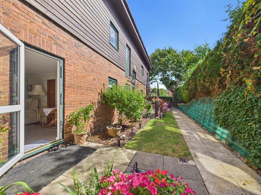 Images for Chapel Hay Lane, Churchdown