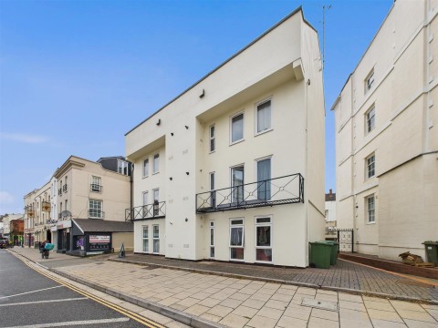 View Full Details for High Street, Cheltenham