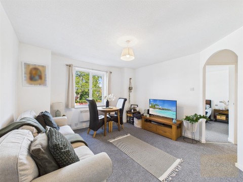 View Full Details for Vervain Close, Gloucester