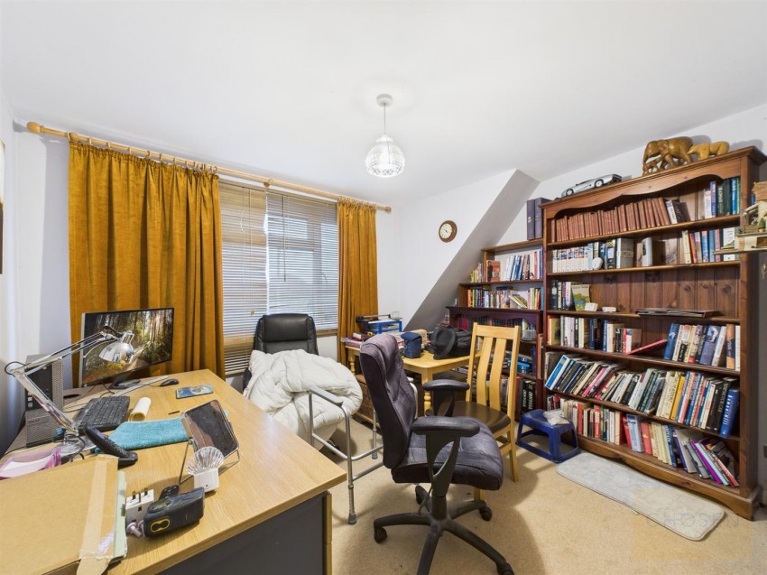 Images for Oldbury Orchard, Gloucester