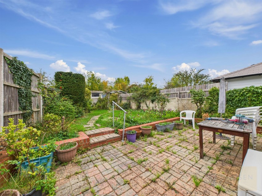 Images for Oldbury Orchard, Gloucester