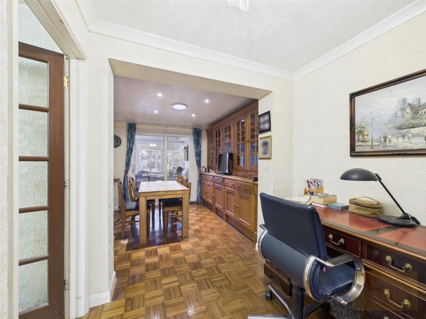 Images for Oldbury Orchard, Gloucester