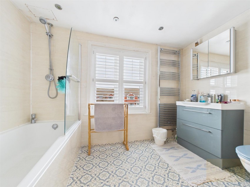 Images for Upton Close, Barnwood, Gloucester