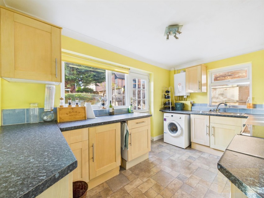 Images for The Avenue, Churchdown, Gloucester