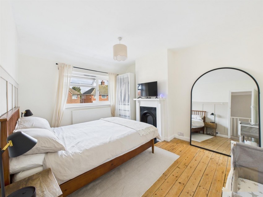 Images for Holtham Avenue, Churchdown, Gloucester