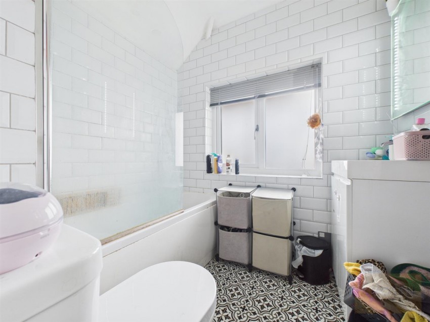 Images for Melville Road, Churchdown, Gloucester