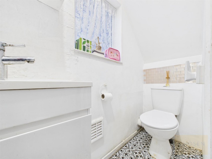 Images for Melville Road, Churchdown, Gloucester