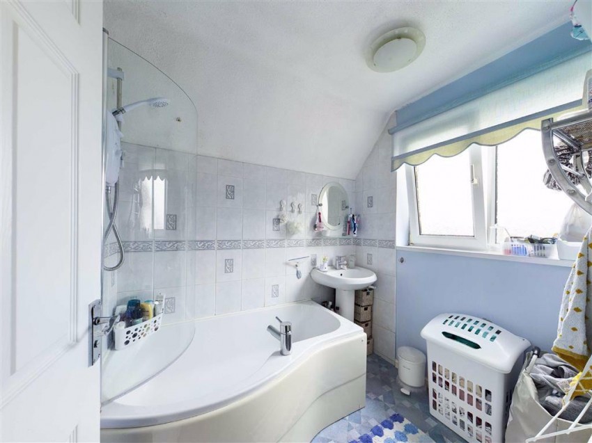 Images for Oldbury Orchard, Gloucester