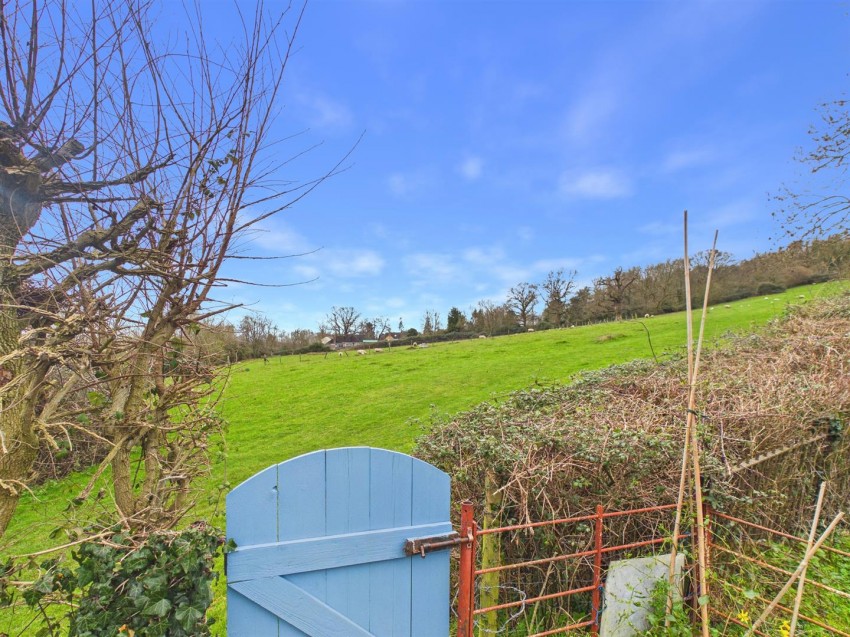 Images for Barrow Hill, Churchdown, Gloucester