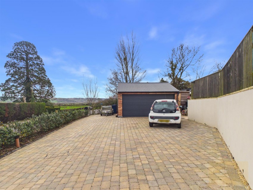 Images for Barrow Hill, Churchdown, Gloucester