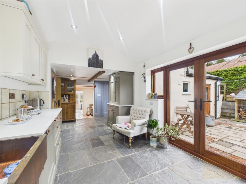 Images for Barrow Hill, Churchdown, Gloucester