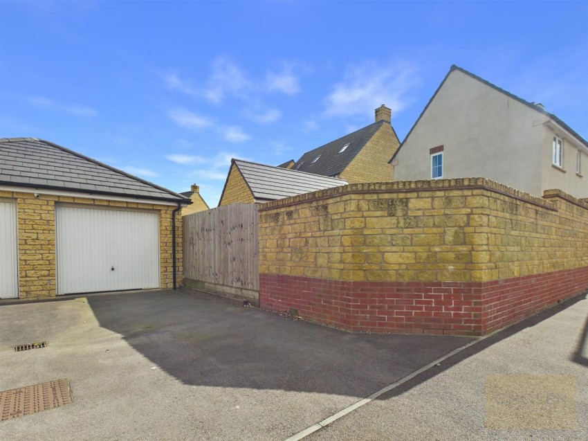 Images for Birdwood Crescent, Brockworth, Gloucester