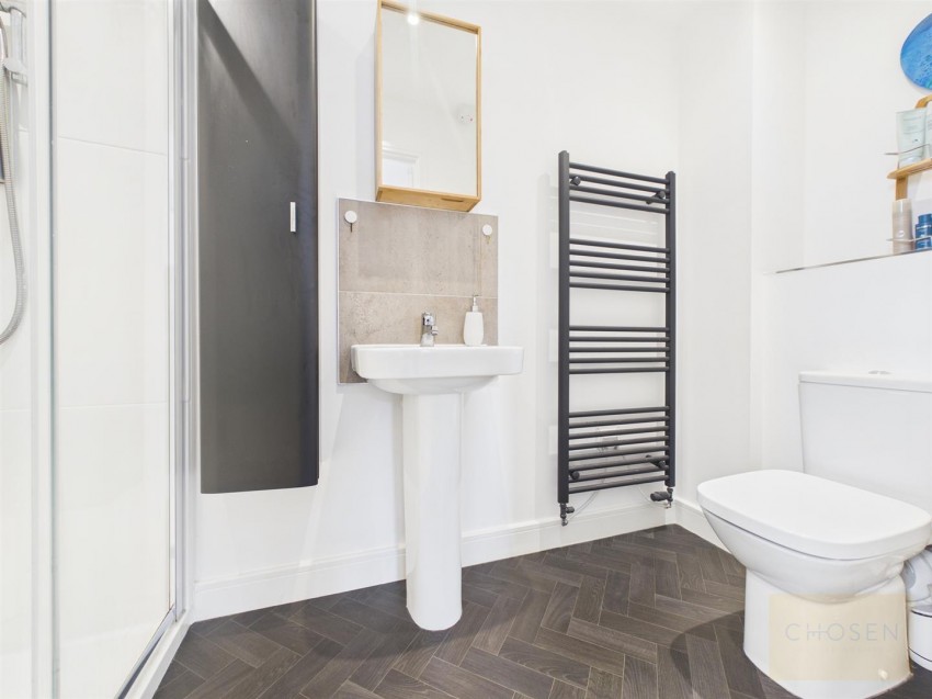 Images for Birdwood Crescent, Brockworth, Gloucester