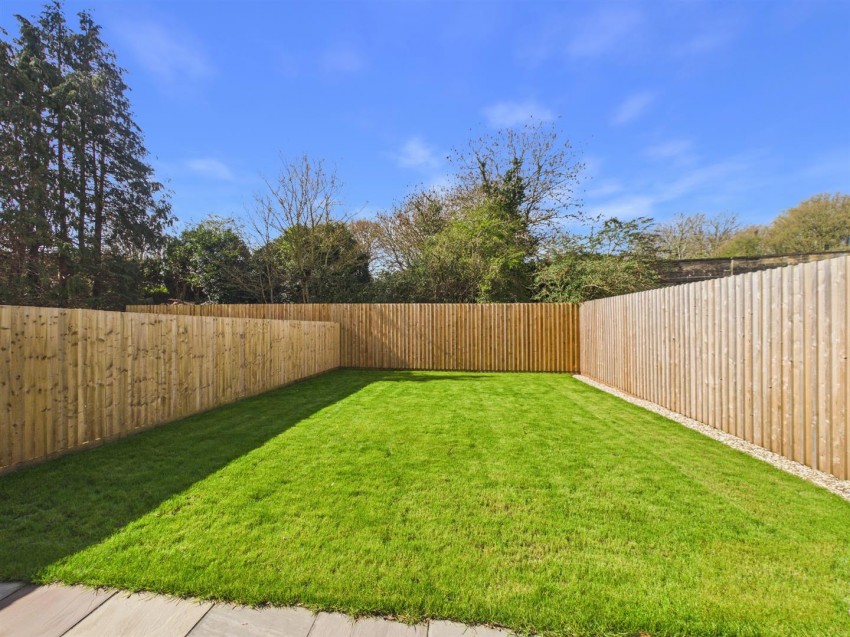 Images for Redwing Gate, Goldfinch Edge,  Cam